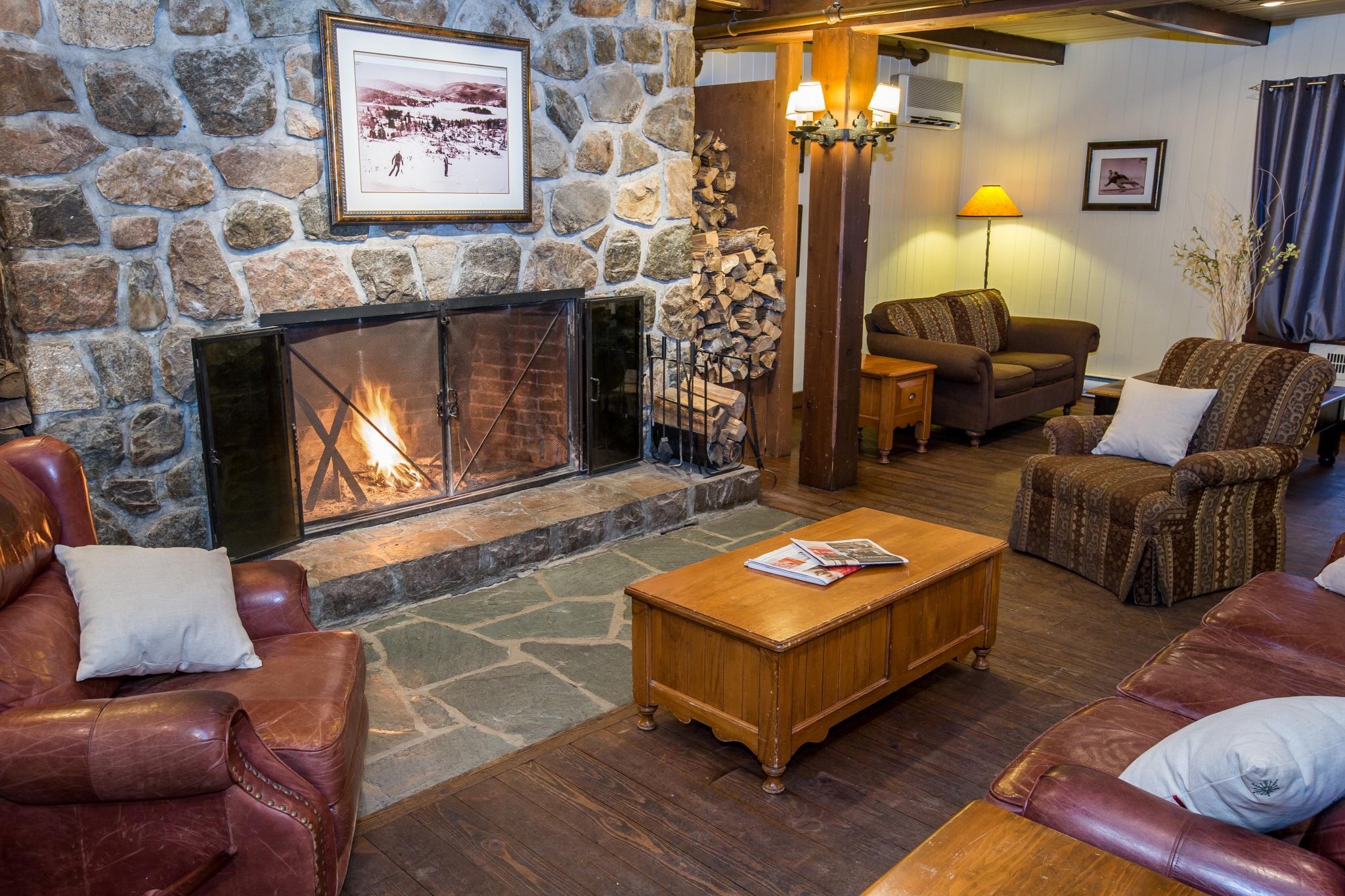 Place Saint Bernard Mont Tremblant Екстериор снимка